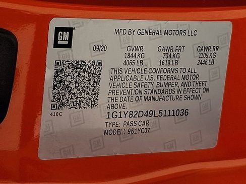 Used 2020 Chevrolet Corvette Stingray Premium Cpe w/ 3LT Preferred Equipment Group RWD image 29