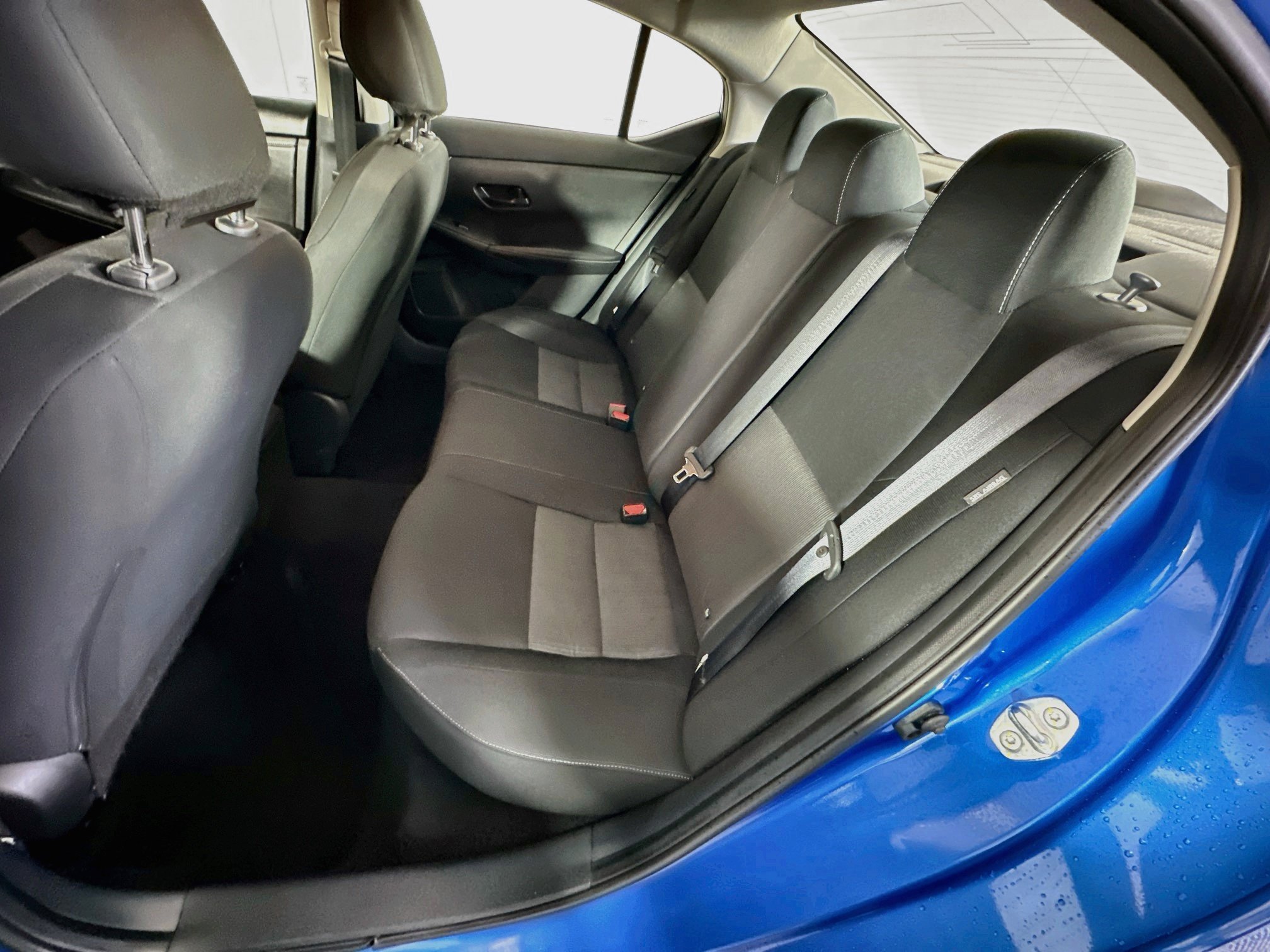 Used 2025 Nissan Sentra SV FWD image 25