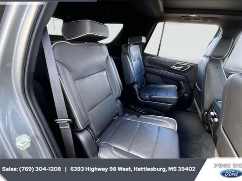 Used 2021 GMC Yukon SLT w/ SLT Luxury Plus Package image 20