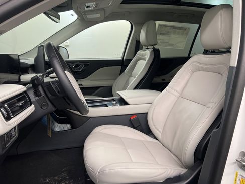 New 2026 Lincoln Aviator Reserve image 28