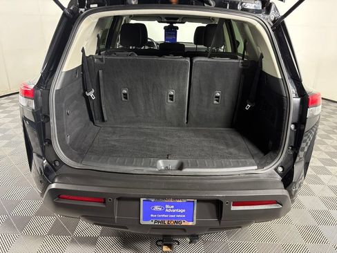 Used 2022 Nissan Pathfinder SV AWD/4WD image 32
