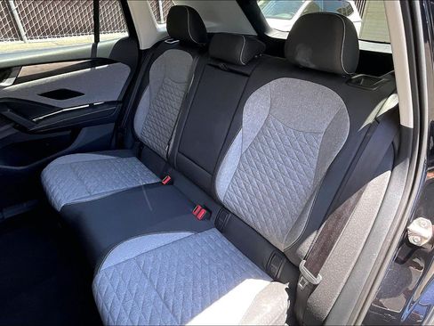 Certified 2025 Volkswagen Tiguan S AWD/4WD image 25