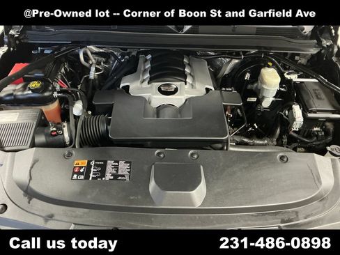 Used 2015 Cadillac Escalade ESV Luxury AWD/4WD image 10