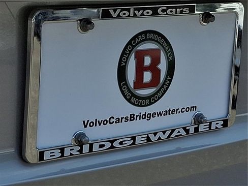 Certified 2025 Volvo XC60 B5 Plus image 31