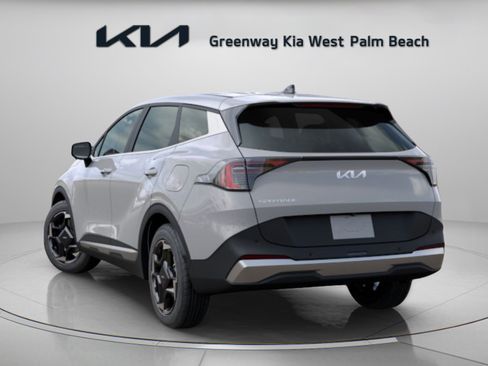 New 2027 Kia Sportage EX FWD image 5