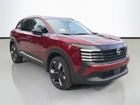 New 2026 Nissan Kicks SR image 1