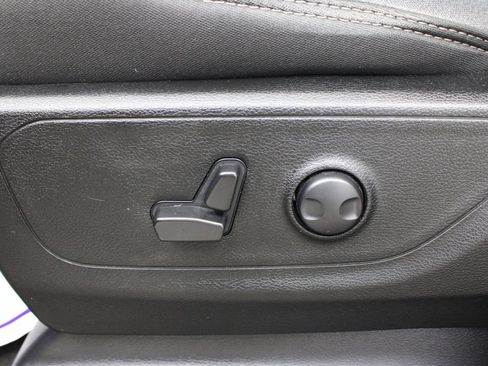 Used 2023 RAM 1500 Tradesman AWD/4WD image 16