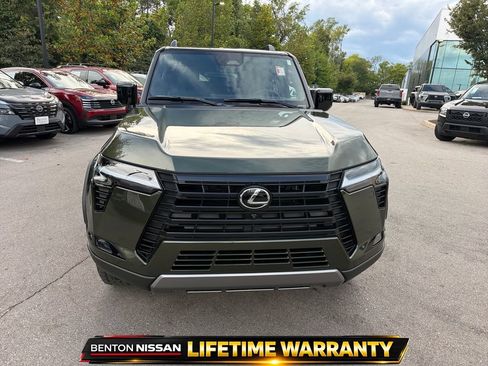Used 2026 Lexus GX 550 AWD/4WD image 11