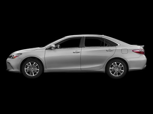 Used 2017 Toyota Camry LE FWD image 37