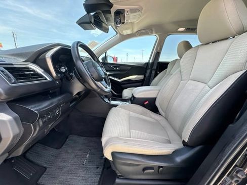 Used 2025 Subaru Ascent Premium AWD/4WD image 2
