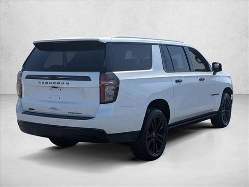 Certified 2024 Chevrolet Suburban Premier image 5