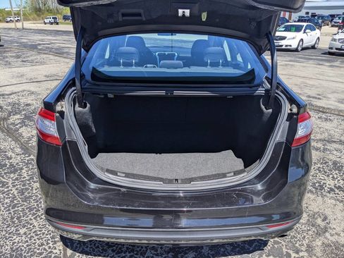 Used 2013 Ford Fusion SE FWD image 21