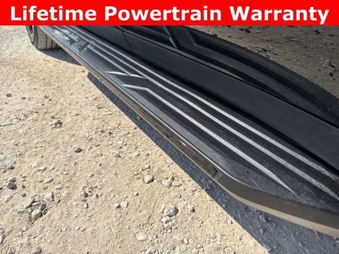 Used 2022 Chevrolet Tahoe RST w/ Sport Performance Package image 9