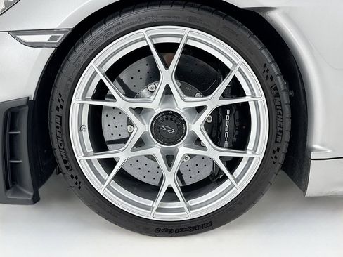 Certified 2025 Porsche 718 Boxster Spyder RS image 33