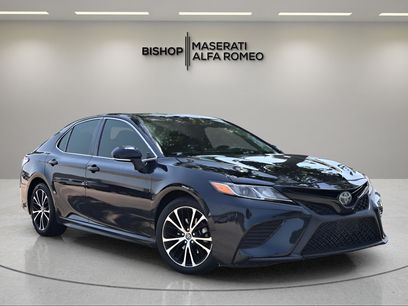 Used 2020 Toyota Camry SE w/ Convenience Package