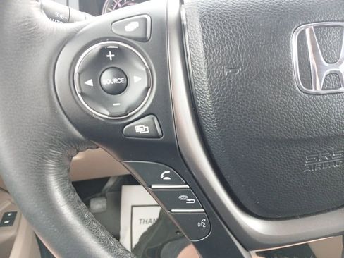 Used 2017 Honda Pilot EX-L image 19