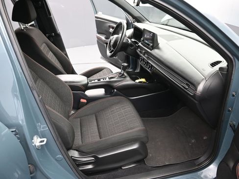 Certified 2024 Honda HR-V Sport image 25