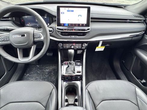 New 2025 Jeep Compass Limited w/ High Altitude Package image 11