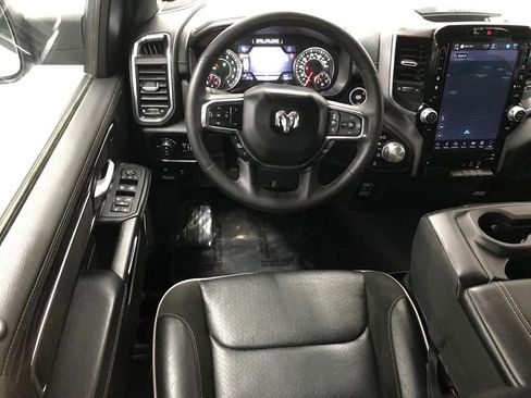 Used 2025 RAM 1500 Laramie image 27