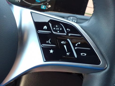 Certified 2025 Mercedes-Benz GLA 250 4MATIC image 25