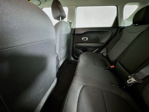 Used 2018 Kia Soul + FWD image 23