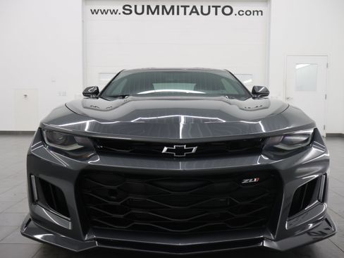 Used 2017 Chevrolet Camaro ZL1 RWD image 21
