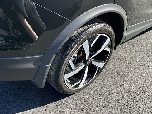Certified 2022 Nissan Rogue Sport SL image 17