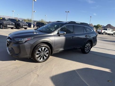 Used 2025 Subaru Outback Touring XT AWD/4WD image 8