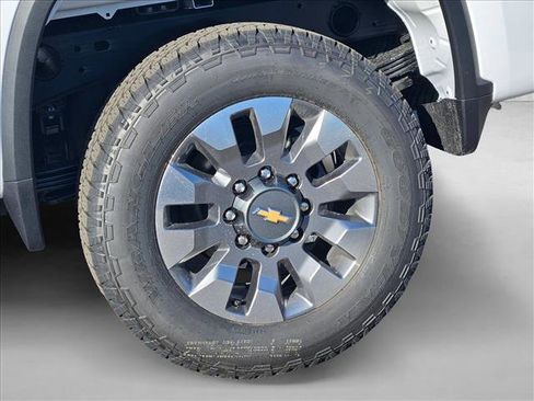 New 2026 Chevrolet Silverado 2500 Custom w/ Custom Value Package image 10
