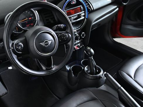 Used 2015 MINI Cooper 2-Door Hardtop FWD image 11
