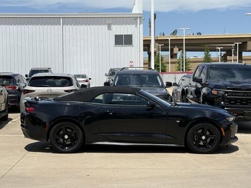 Used 2023 Chevrolet Camaro LT RWD image 3