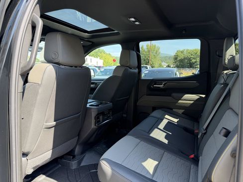 Used 2026 Chevrolet Silverado 1500 ZR2 AWD/4WD image 28