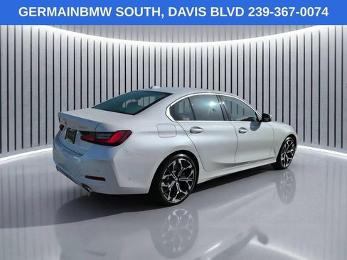 Used 2025 BMW 330i Sedan w/ Premium Package RWD image 5
