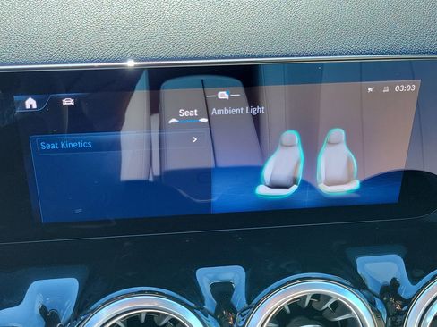 Certified 2025 Mercedes-Benz GLA 250 image 30