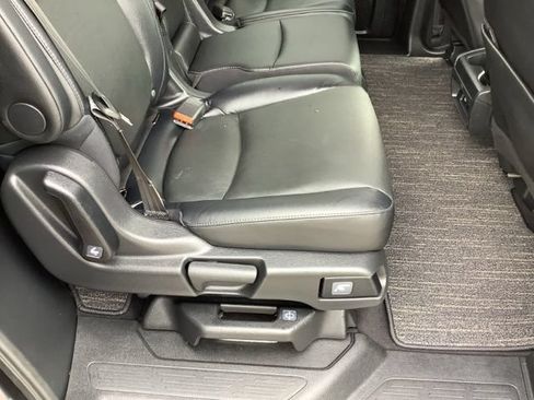 Used 2021 Honda Odyssey Touring image 20