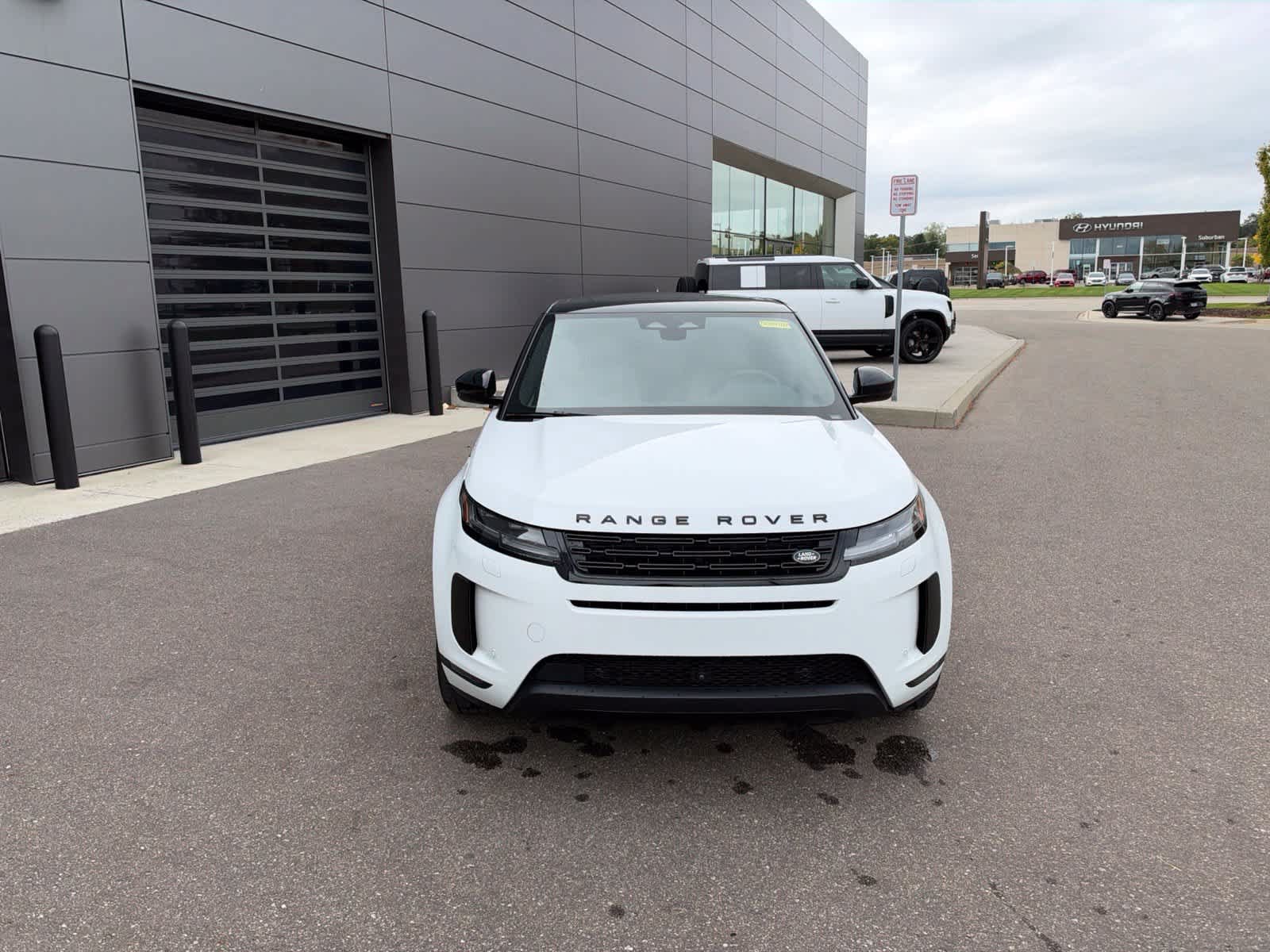 Certified 2026 Land Rover Range Rover Evoque S AWD/4WD image 8