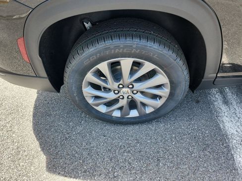 New 2026 Buick Enclave Preferred FWD image 5