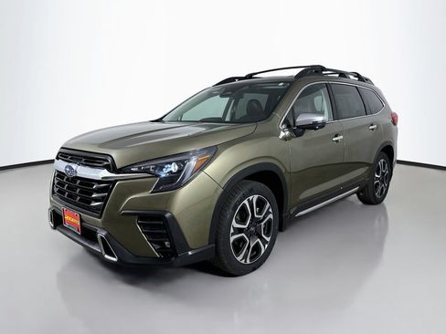 Used 2023 Subaru Ascent Touring AWD/4WD image 3