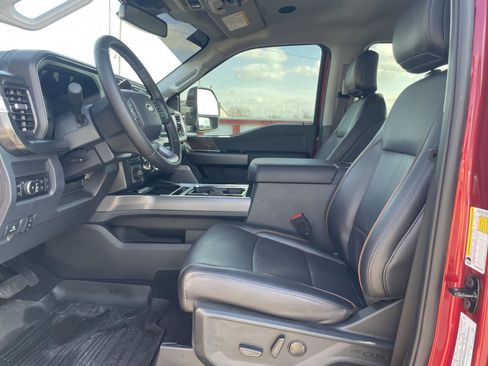 Used 2025 Ford F350 Lariat w/ Lariat Ultimate Package image 11
