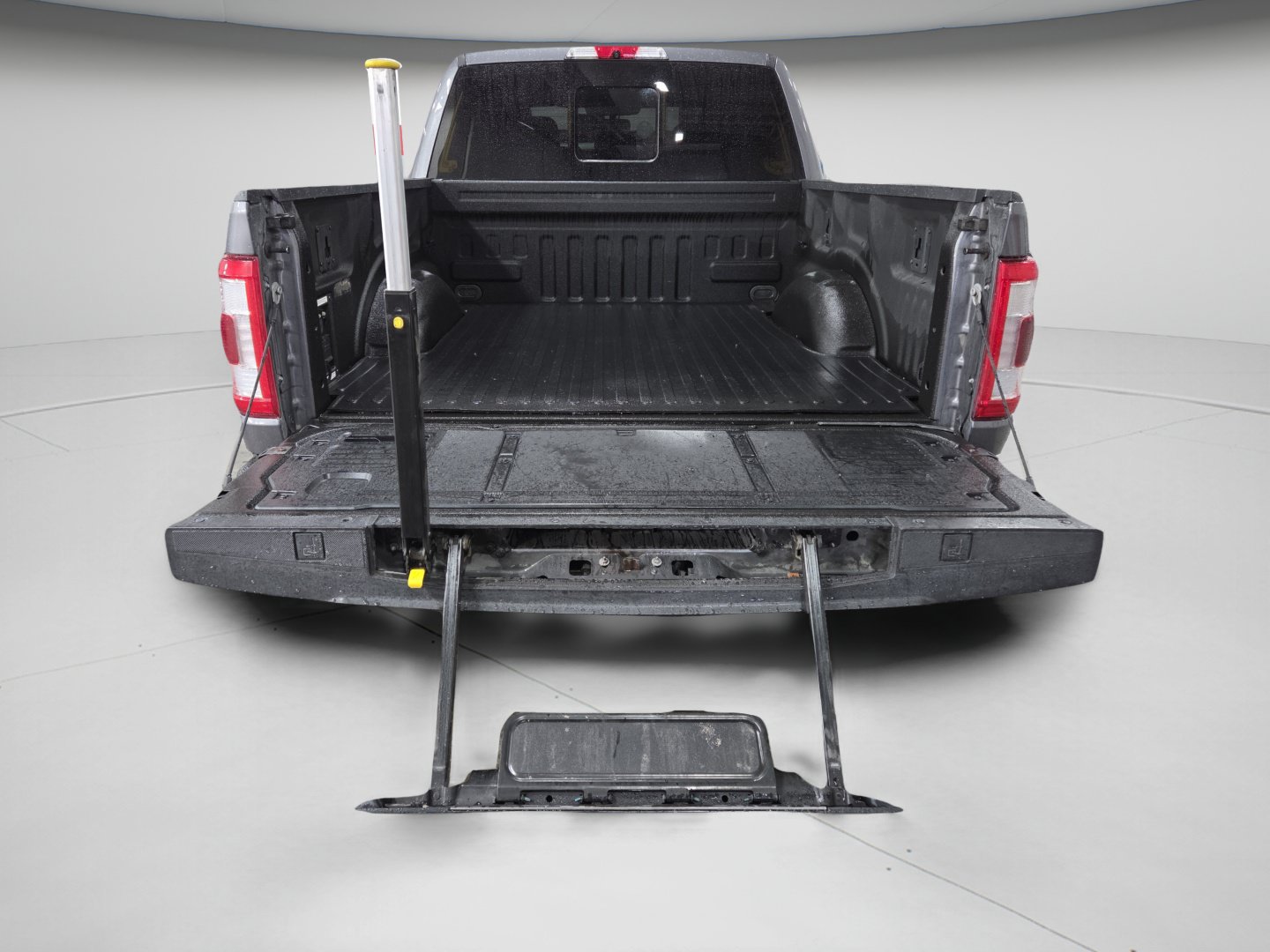 Used 2022 Ford F150 Platinum w/ Equipment Group 701A High AWD/4WD image 30