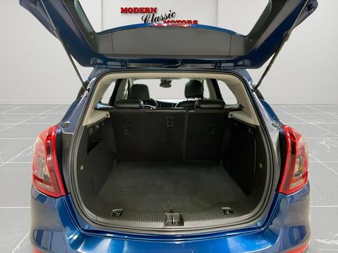 Used 2020 Buick Encore Preferred FWD image 9