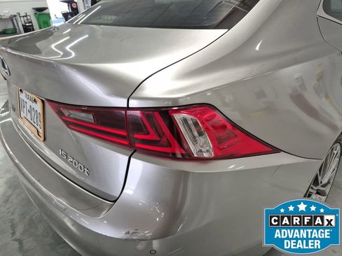 Used 2016 Lexus IS 200t w/ Premium Package RWD image 19
