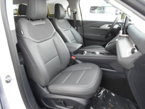 New 2026 Ford Explorer Active image 39