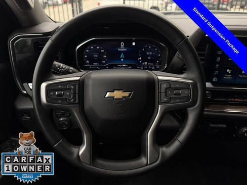 Used 2023 Chevrolet Silverado 1500 LT image 14