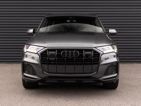 Used 2024 Audi Q7 3.0T Prestige AWD/4WD image 5