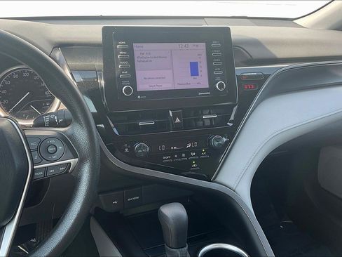 Used 2023 Toyota Camry LE w/ Convenience Package image 7