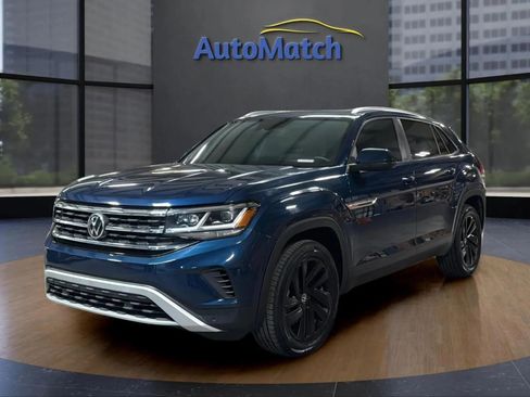 Used 2023 Volkswagen Atlas Cross Sport SE FWD image 3
