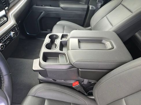 Used 2025 GMC Sierra 1500 SLT image 26