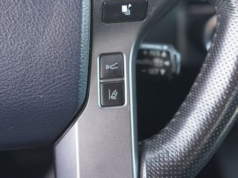 Used 2019 Toyota Tacoma TRD Sport w/ Technology Package AWD/4WD image 24