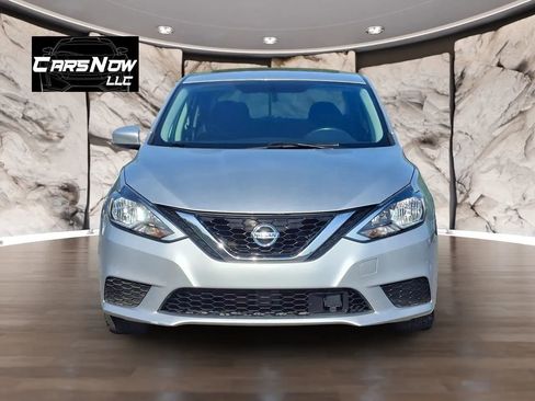 Used 2019 Nissan Sentra SV w/ Special Edition Package FWD image 2